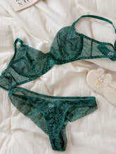 Mermaid Green Leopard Print Thin Lingerie Sexy Lace Bra Romantic Women Push up Large Size Underwear