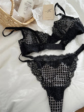 Niche Thin-Cut Black Lingerie Bra Set