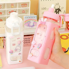 700ml/900ml Kawaii Shaker Water Bottle With Straw Sticker Cute BPA Free Plastic Tea Milk Portable Gourde Drink Bottle
