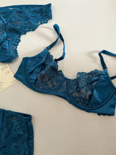 Satin three-piece thin section lingierie large breast Underwear