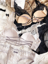 Sexy Lace Embroidery Women Lingerie Set