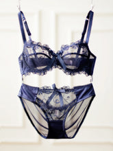 Ultra-Thin Bra Set