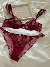 Wine red flowers embroidered sexy lingerie niche thin lace upturned bra suit Underwear