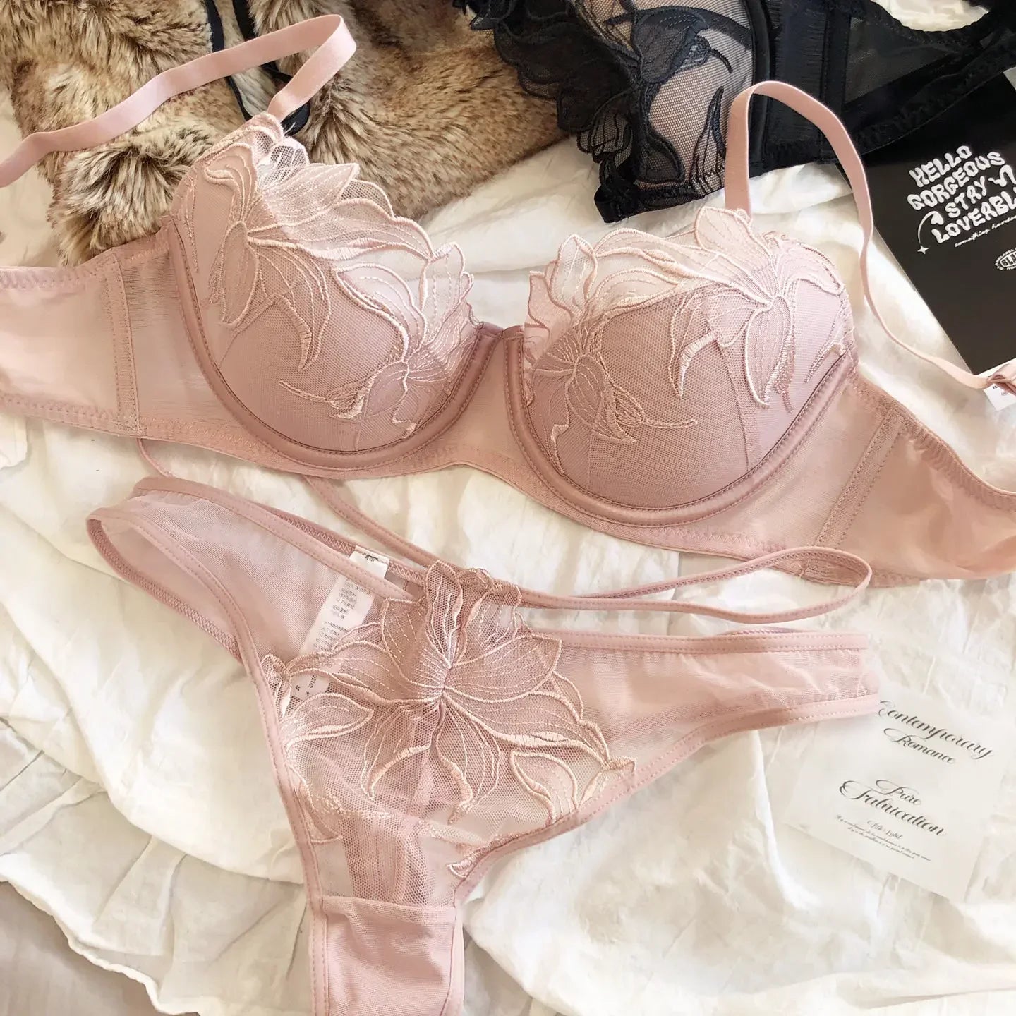 2 Pcs Sexy Lace Flowers Embroidery Underwear
