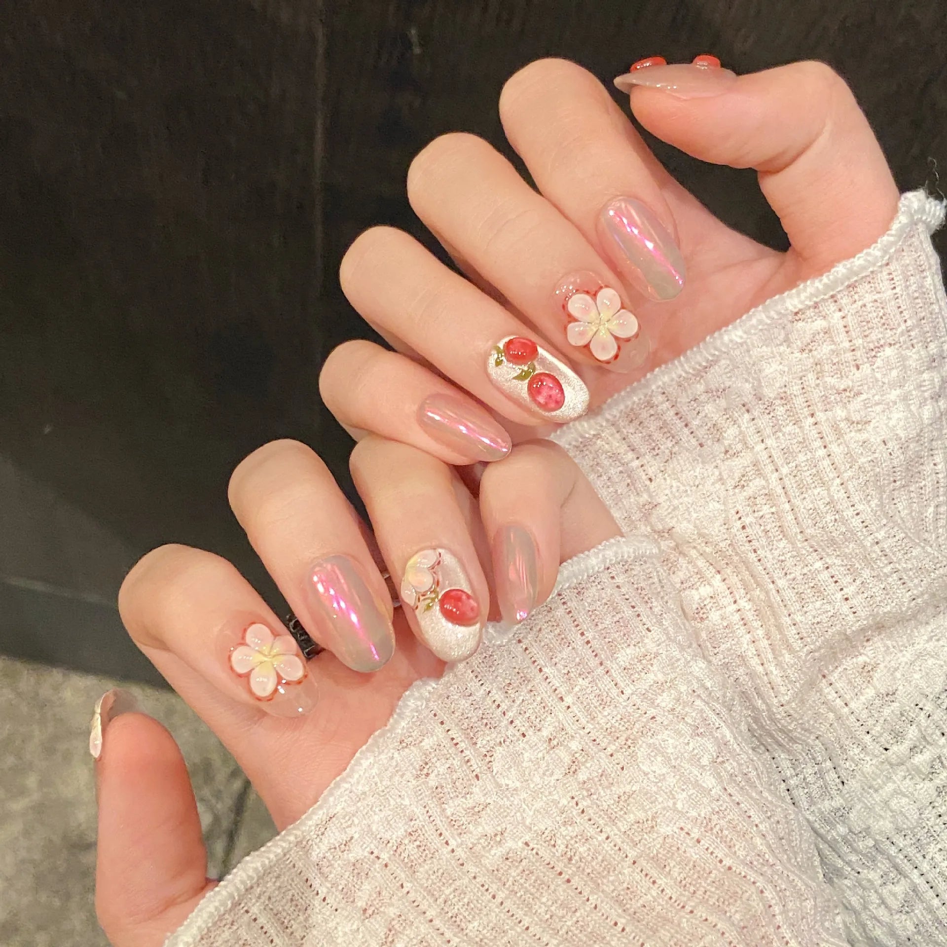 10pcs Festive Red Oval Short Press-On Nails with Cute Tomato Design Glossy Finish Holiday Nail Art Set