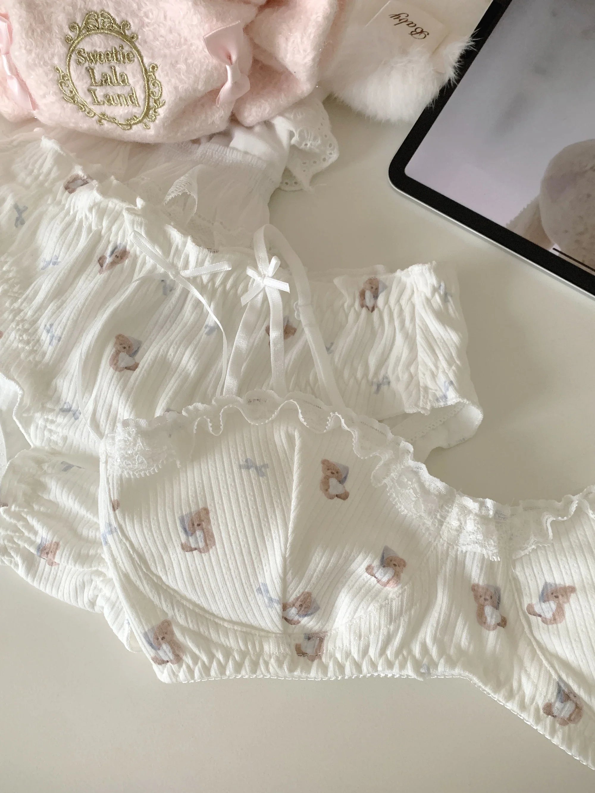 Cute Korean-Style Lingerie Lightweight Small-Bust Support Wireless Bra Women's Push-Up Underwear