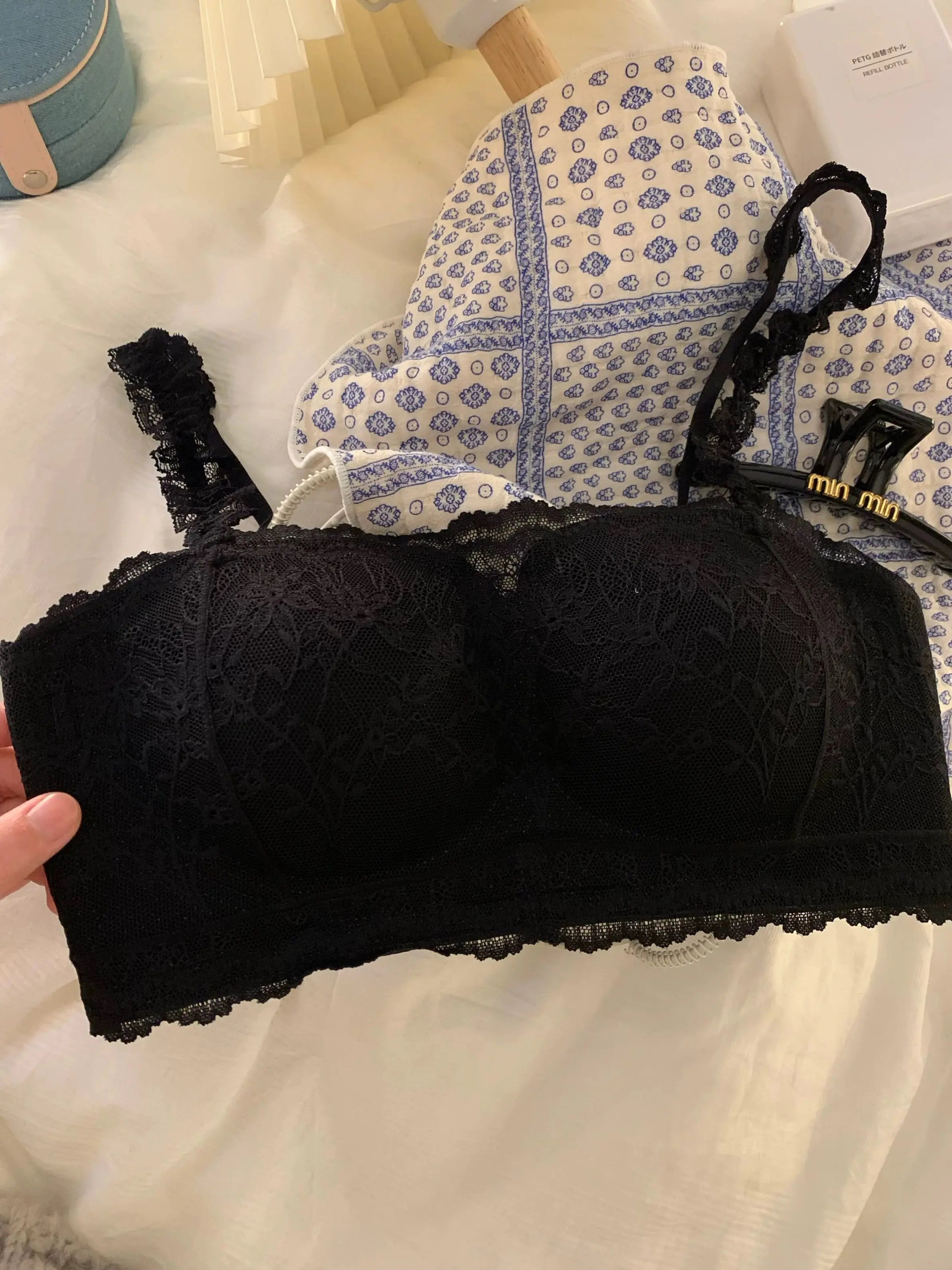 Detachable Strap Lace Bra