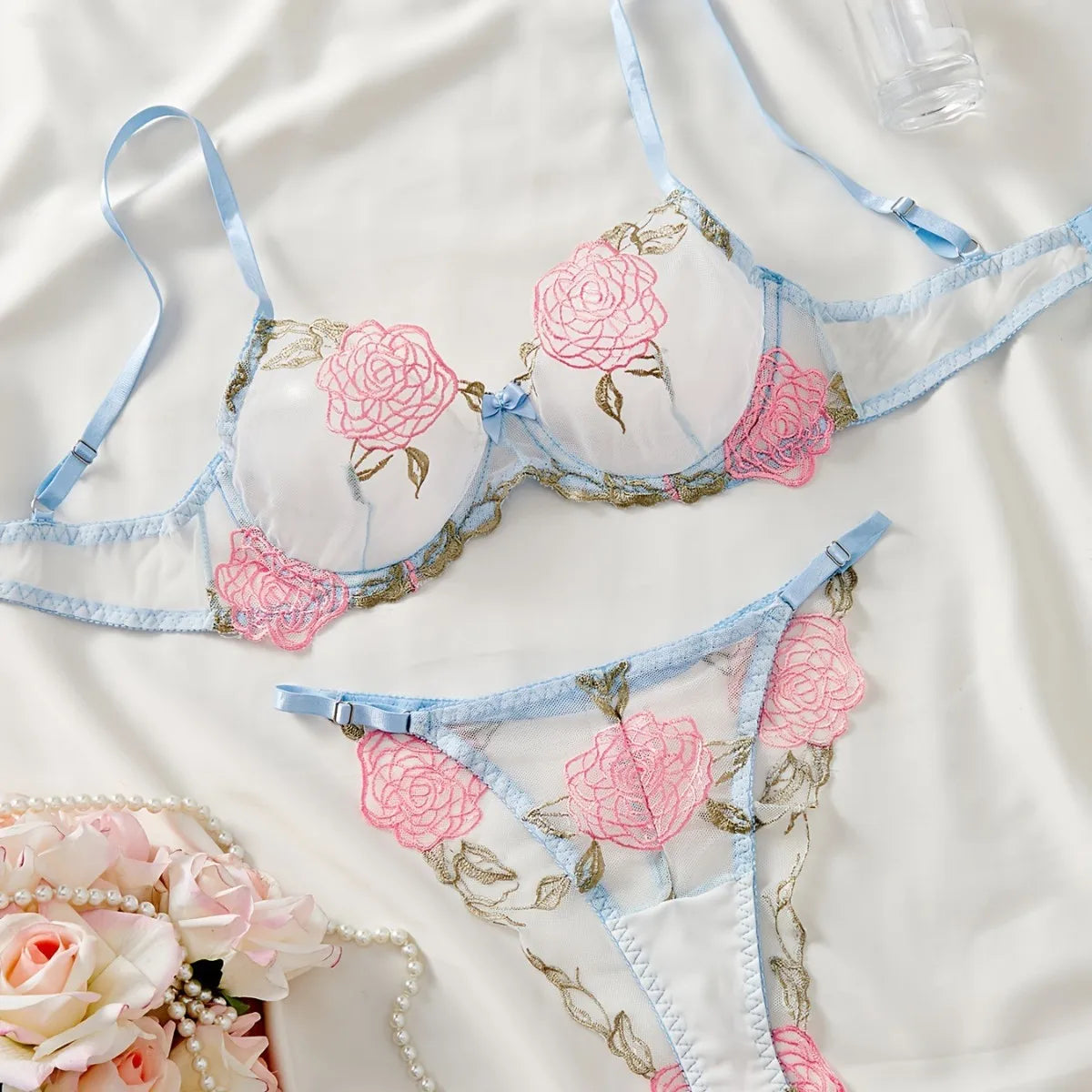 Embroidery color collision comfortable hollow thin cups women's erotic lingerie Set