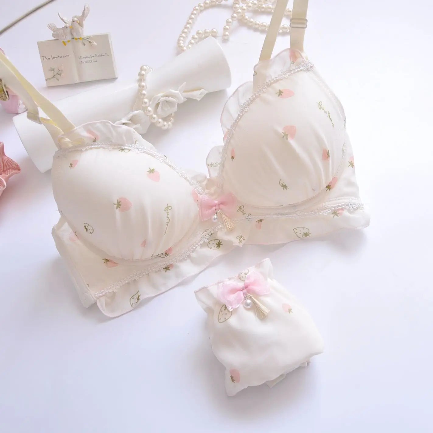 Embroidery film cup bralette two-color water-soluble lingerie no steel ring fresh and girly cute gather Underwear