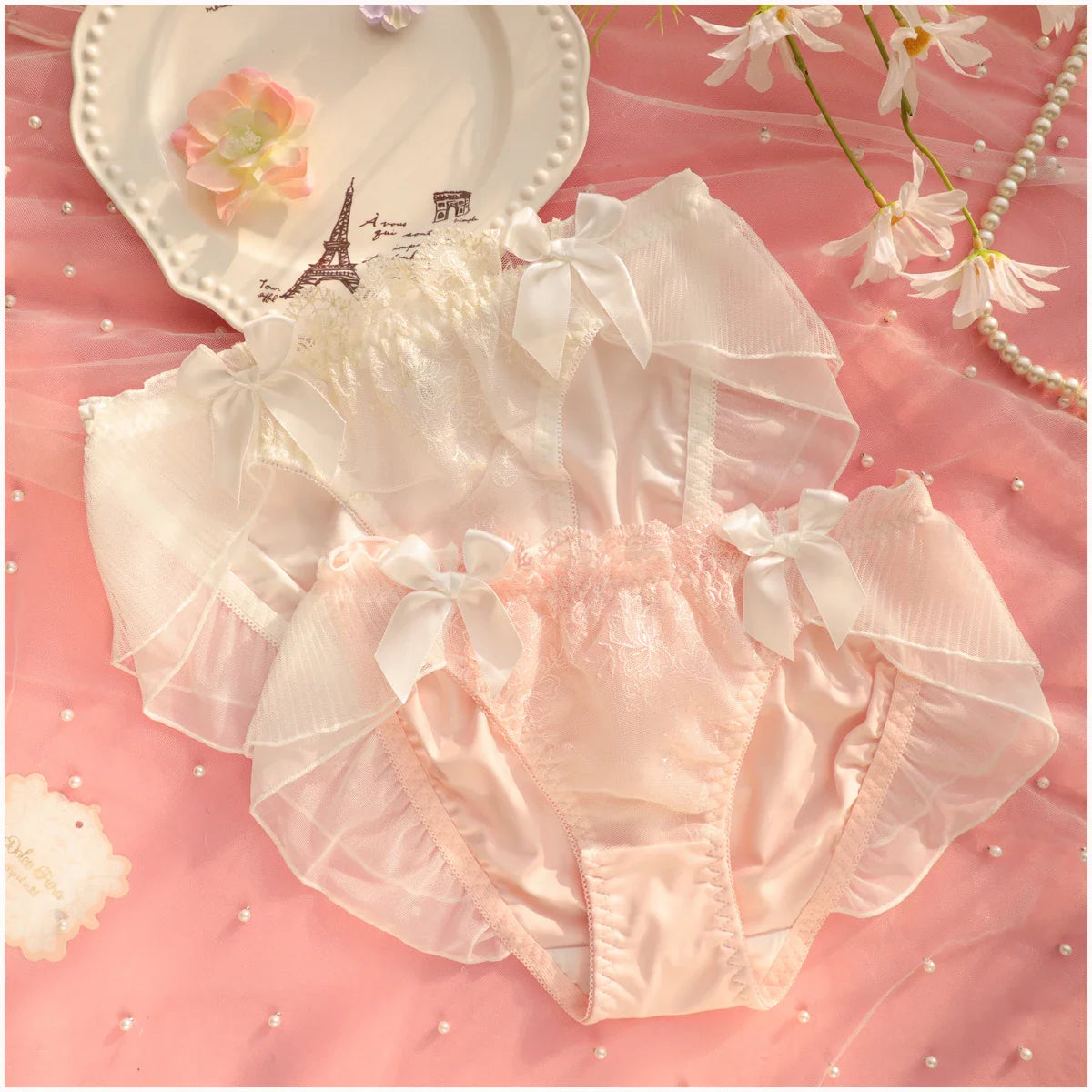 Embroidery thin section ruffled Underwear