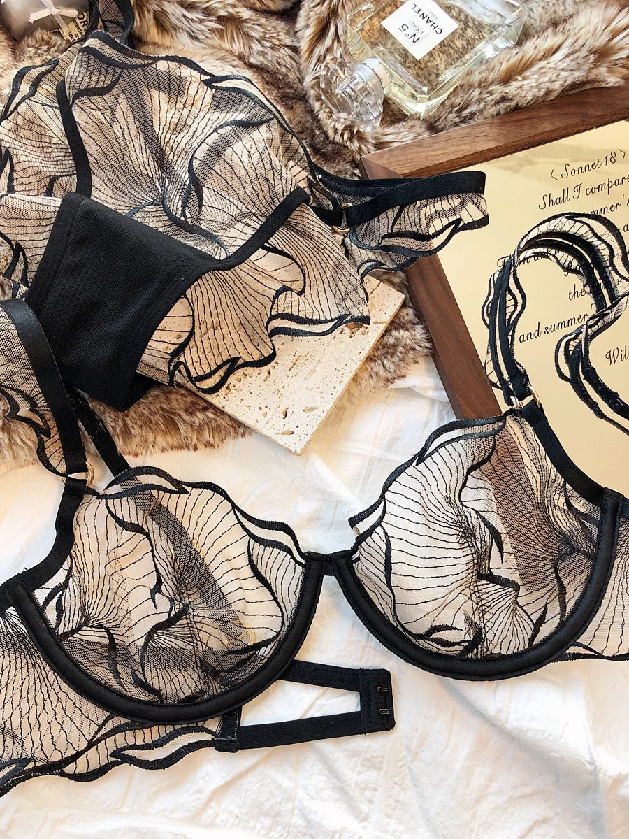 Fairy mesh stretch embroidery temperament lingerie ultra-thin lace thin Underwear