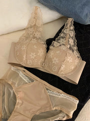 French Deep V Lace Front-Closure Bra