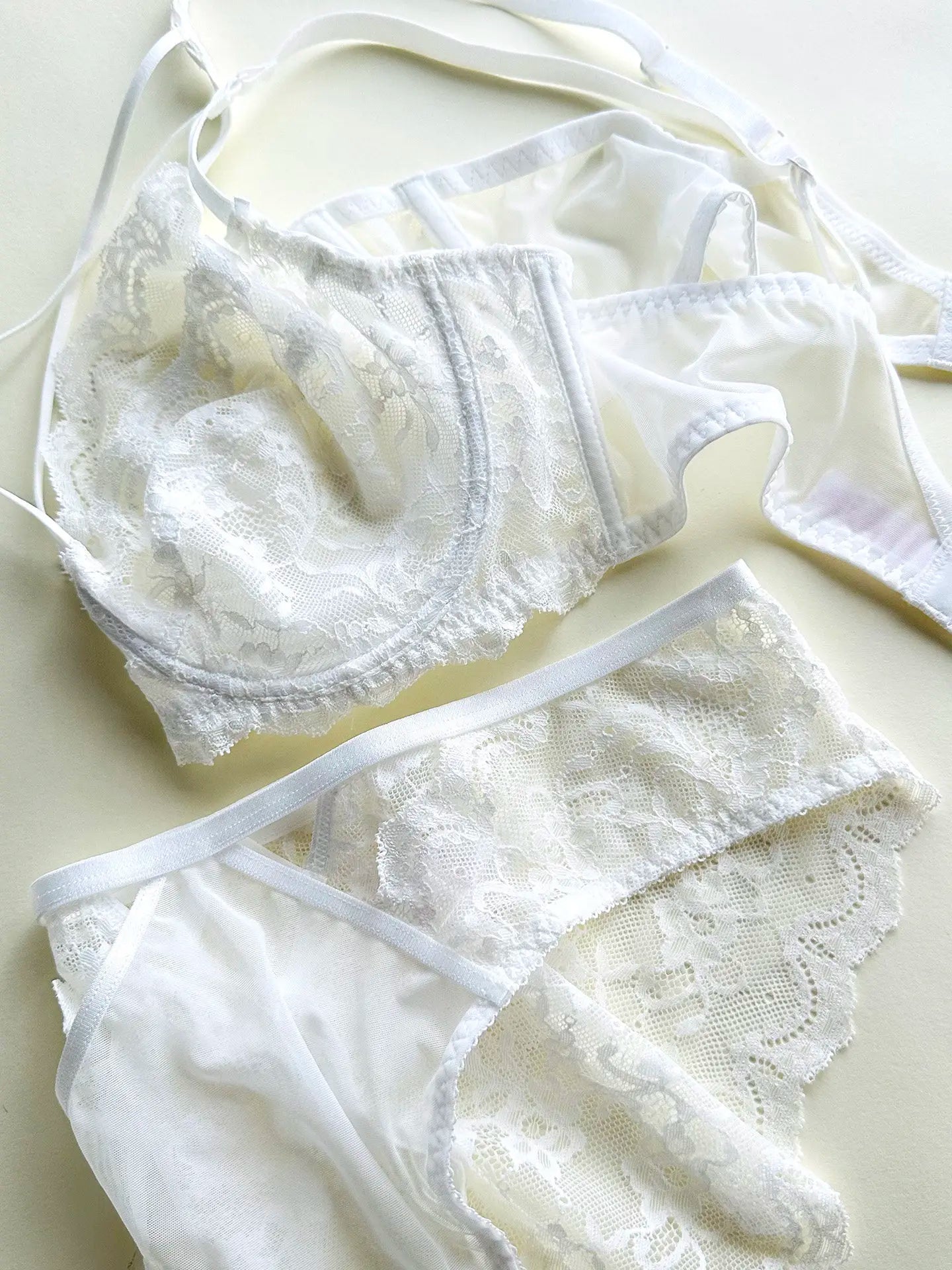 French Lace Ultra-Thin Cup Bra