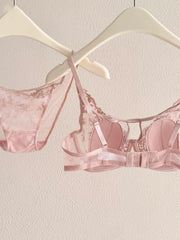 French Lace Women's Lingerie Set
