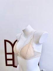 French Seamless Front-Closure Lingerie Set