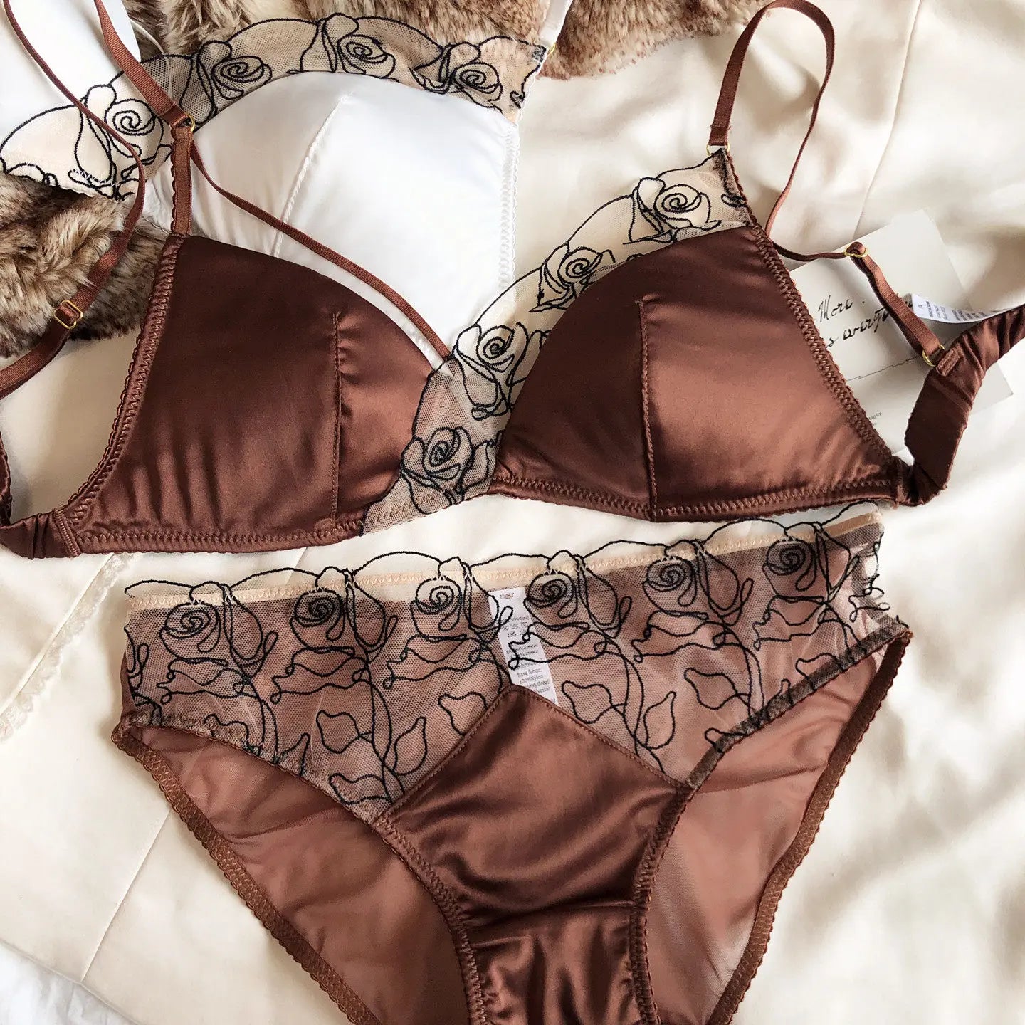 French Thin Cup Underwear