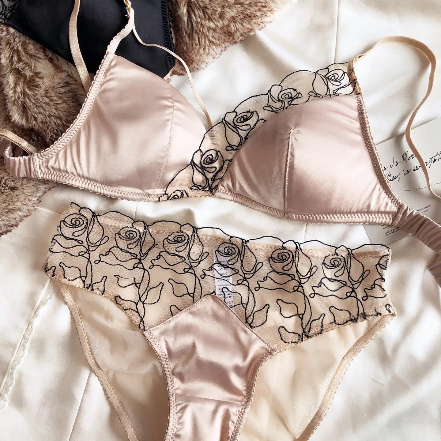 French Thin Cup Underwear