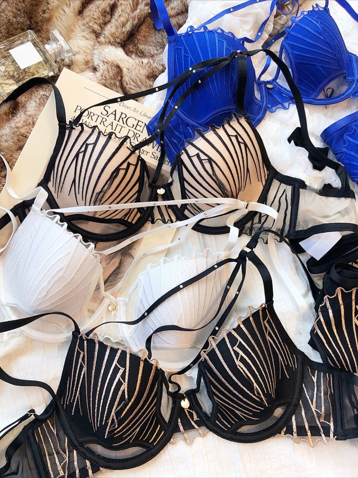 French Thin Cup Women Bra Set