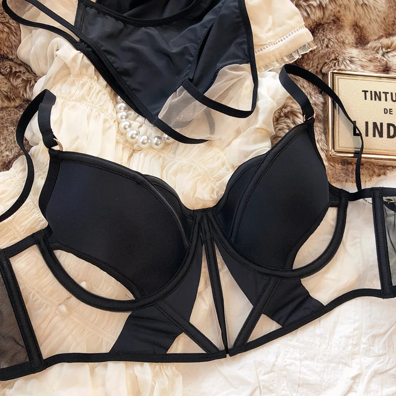 French Thin Cup Women Lingerie Set