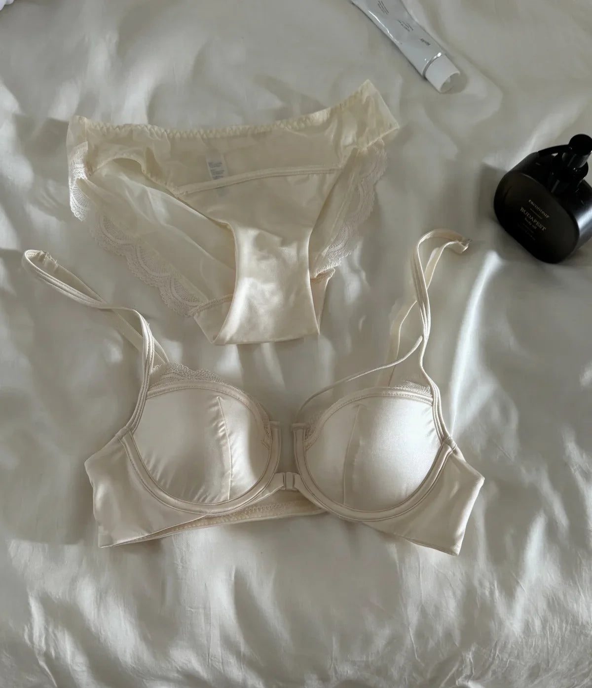 Front buckle Underwear