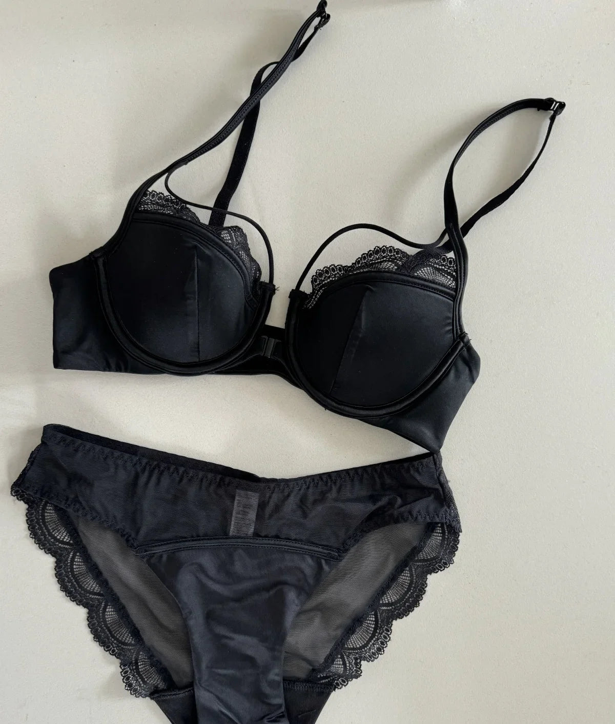 Front buckle Underwear