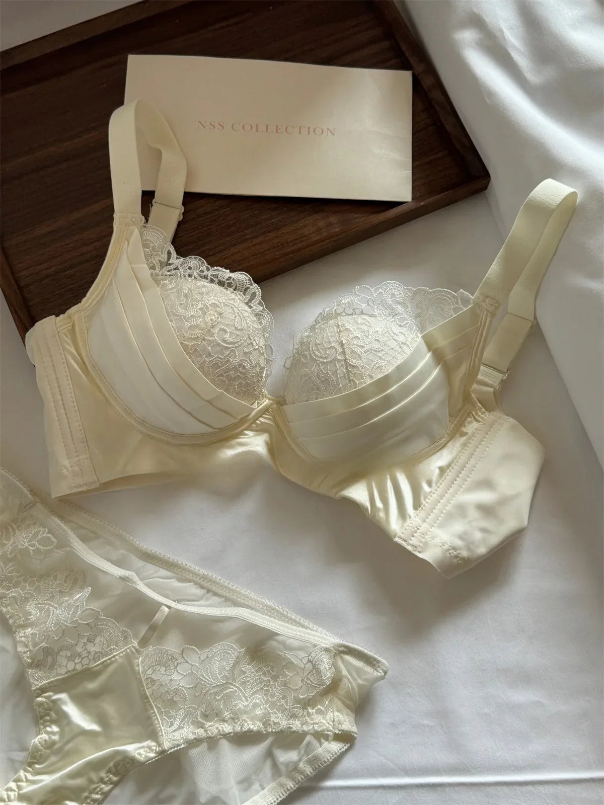 Gathering cup Underwear