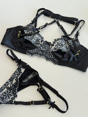 Hanging neck lingerie charming niche satin black lace Underwear