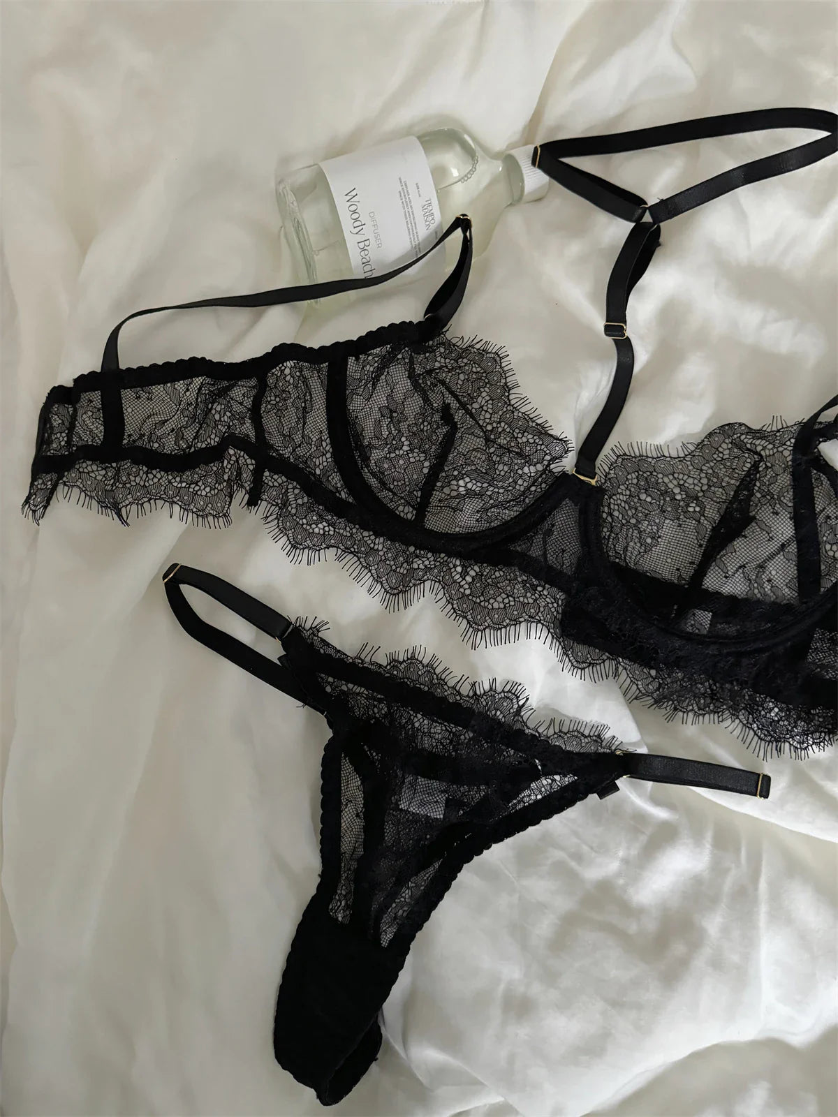 Hanging neck removable lingerie niche thin section lace sexy thin section on the support bra suit underwear