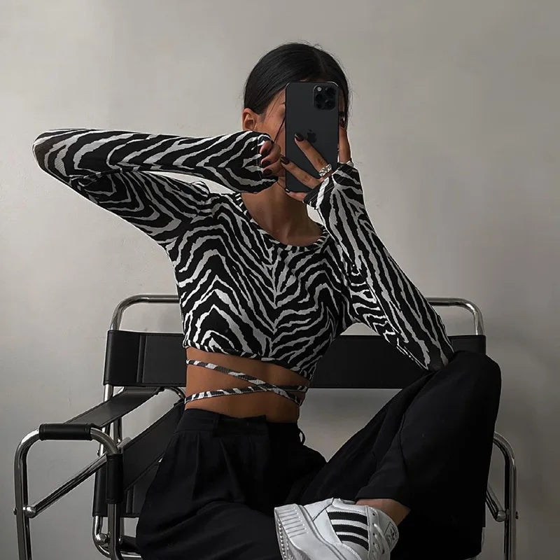 Backless Lace ups Pullover Tees Black O-neck Slim Longsleeve Short T-Shirt