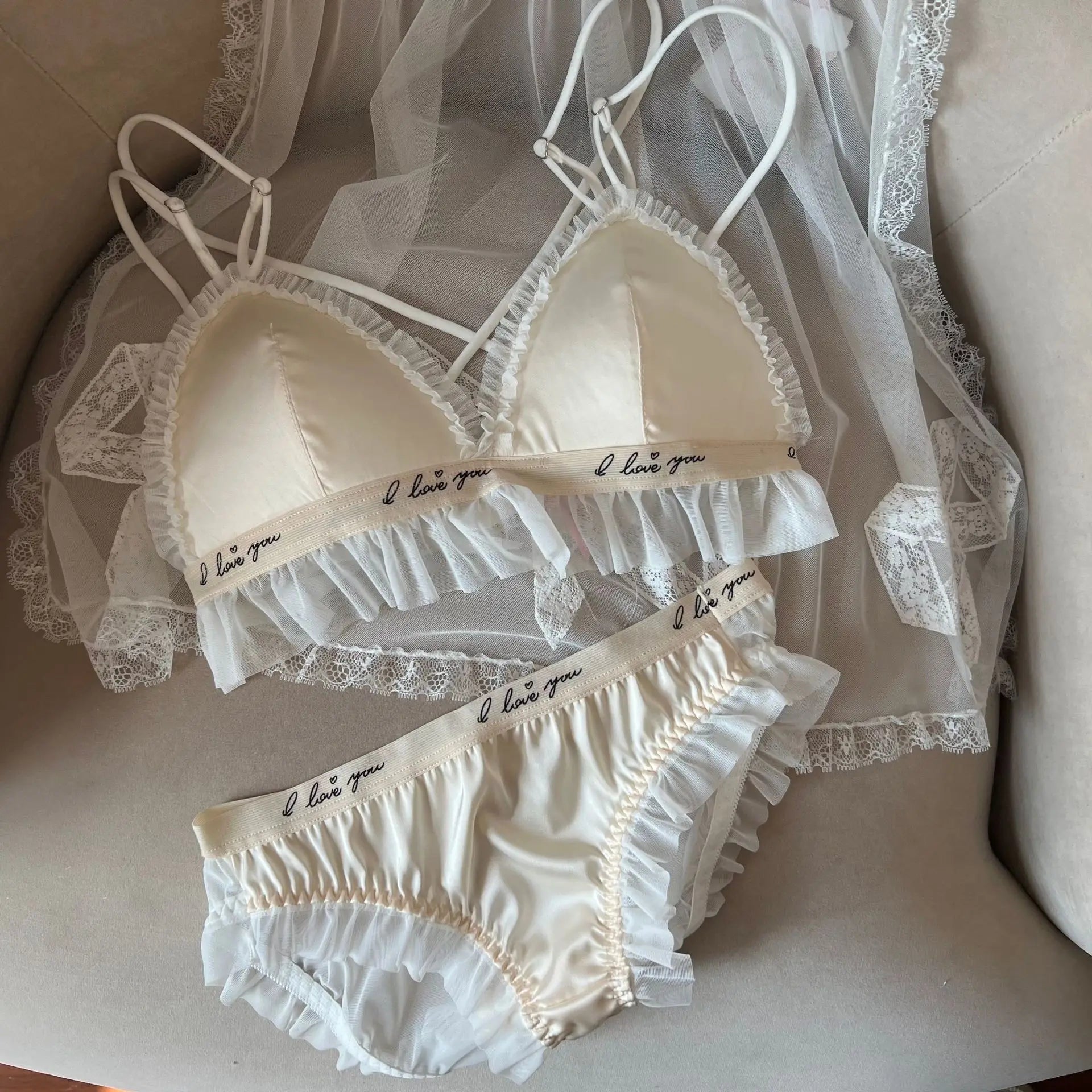 Japanese bra without steel ring thin women's big breasts show small girl fresh Underwear