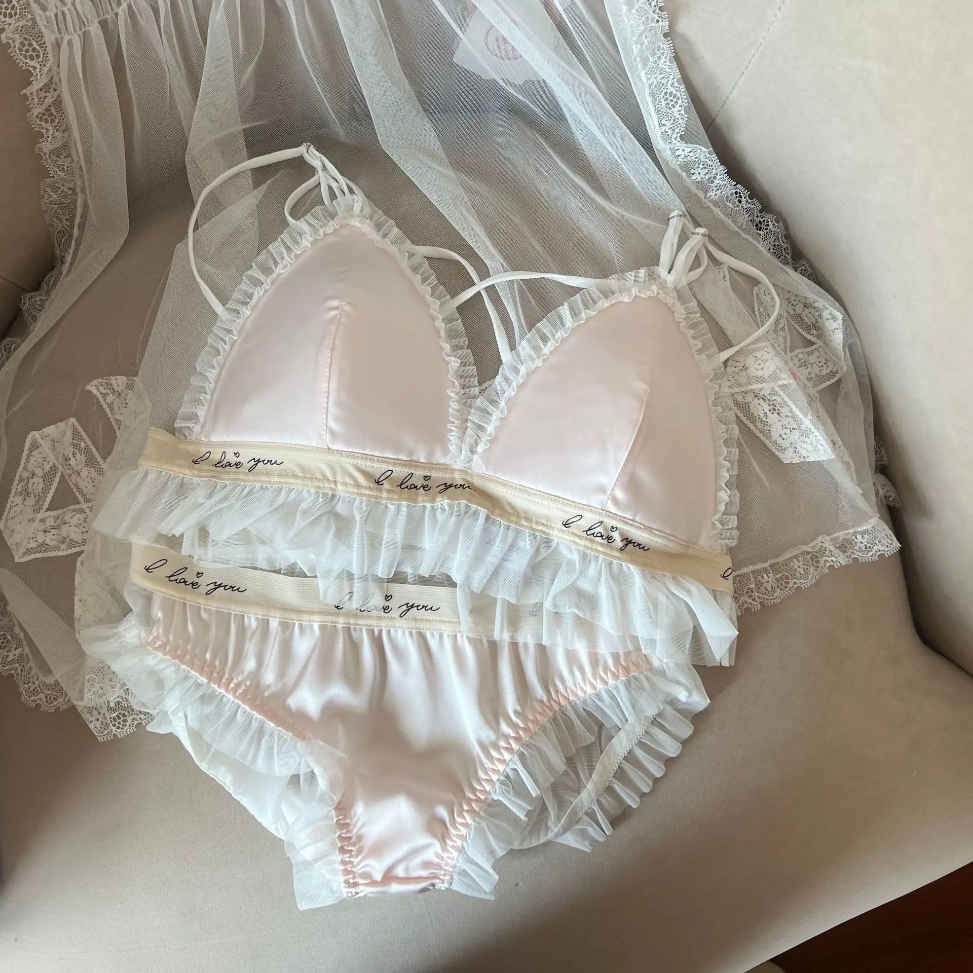 Japanese bra without steel ring thin women's big breasts show small girl fresh Underwear