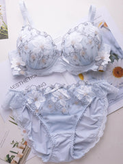 Japanese-style sweet lingerie set