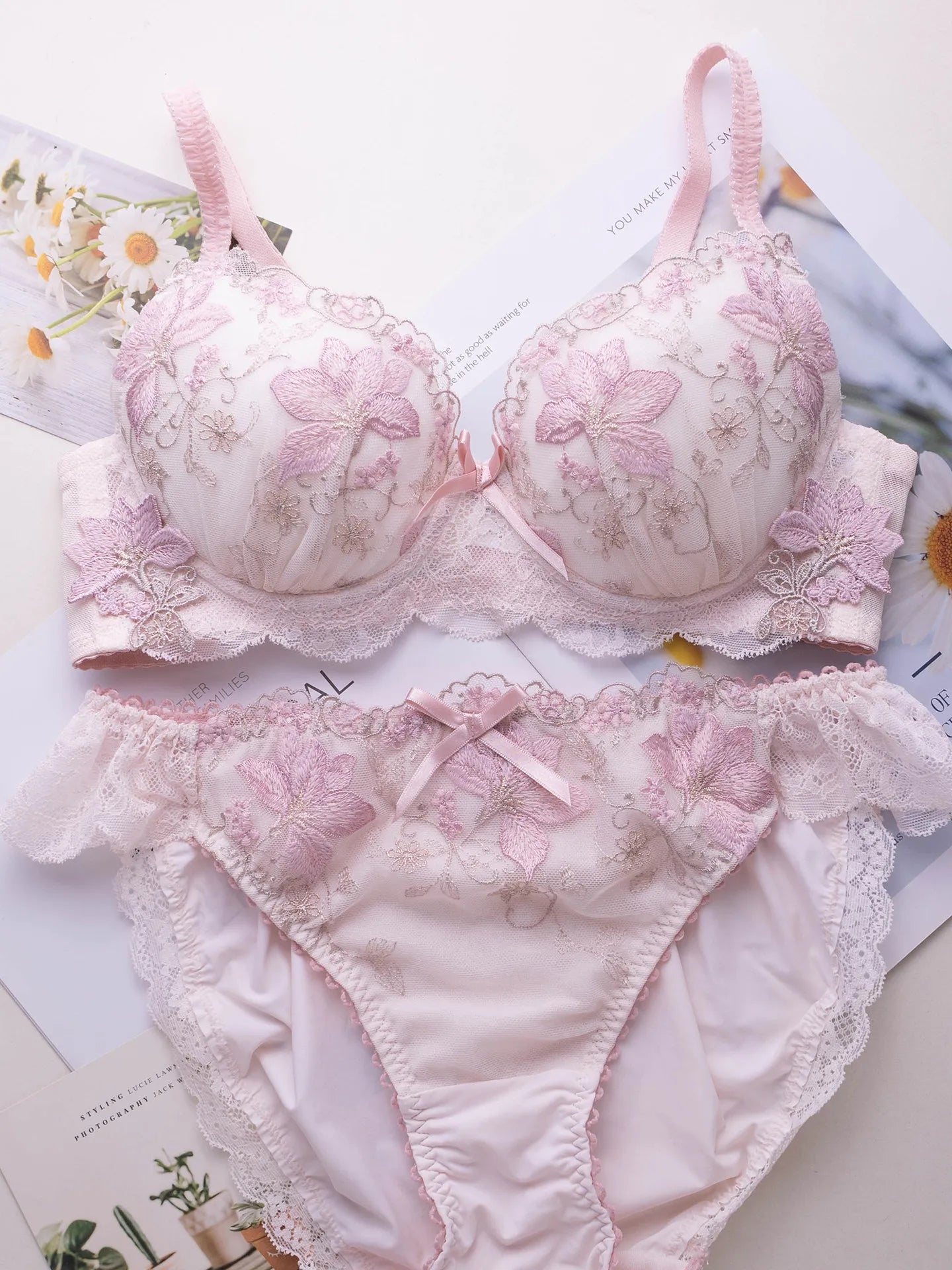Japanese-style sweet lingerie set