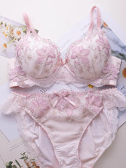 Japanese-style sweet lingerie set