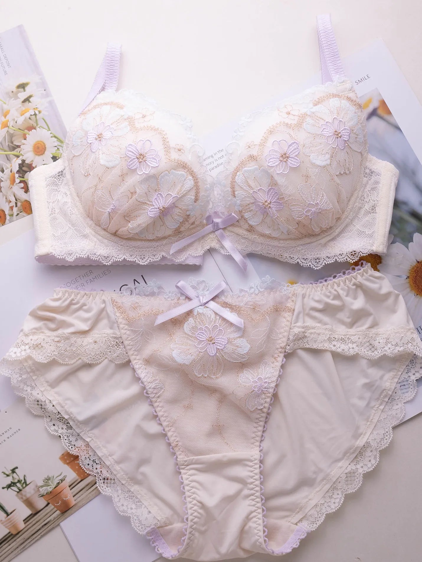 Japanese-style sweet thin embroidered lingerie set