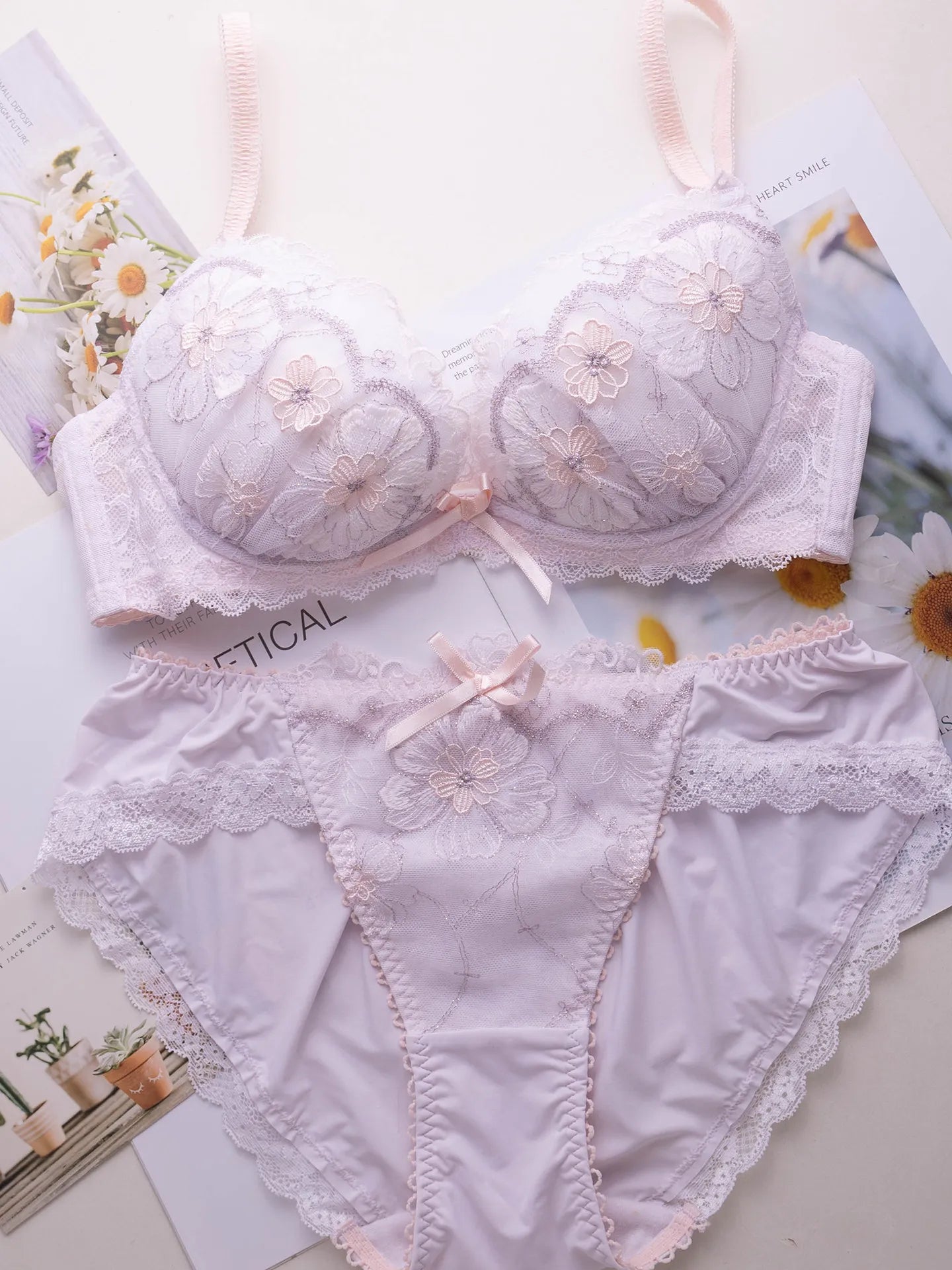 Japanese-style sweet thin embroidered lingerie set