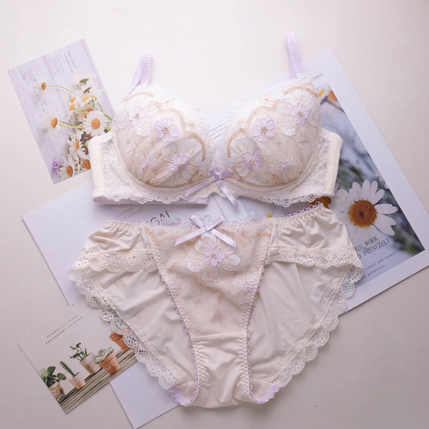 Japanese-style sweet thin embroidered lingerie set