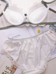 Japanese sweet floral embroidery lingerie set