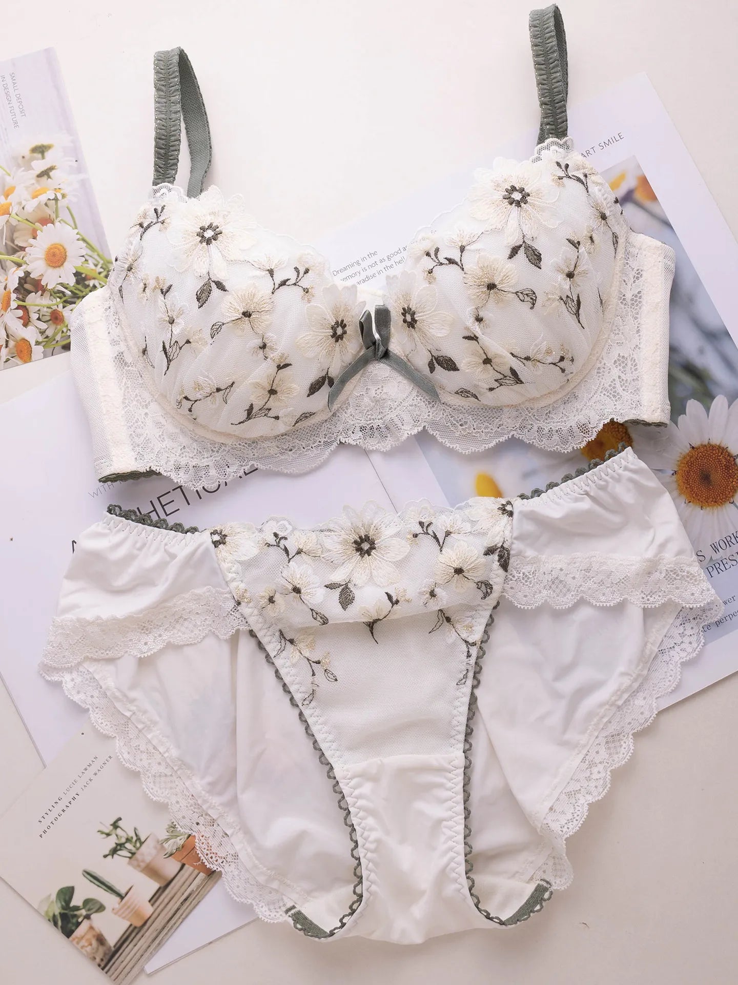 Japanese sweet floral embroidery lingerie set