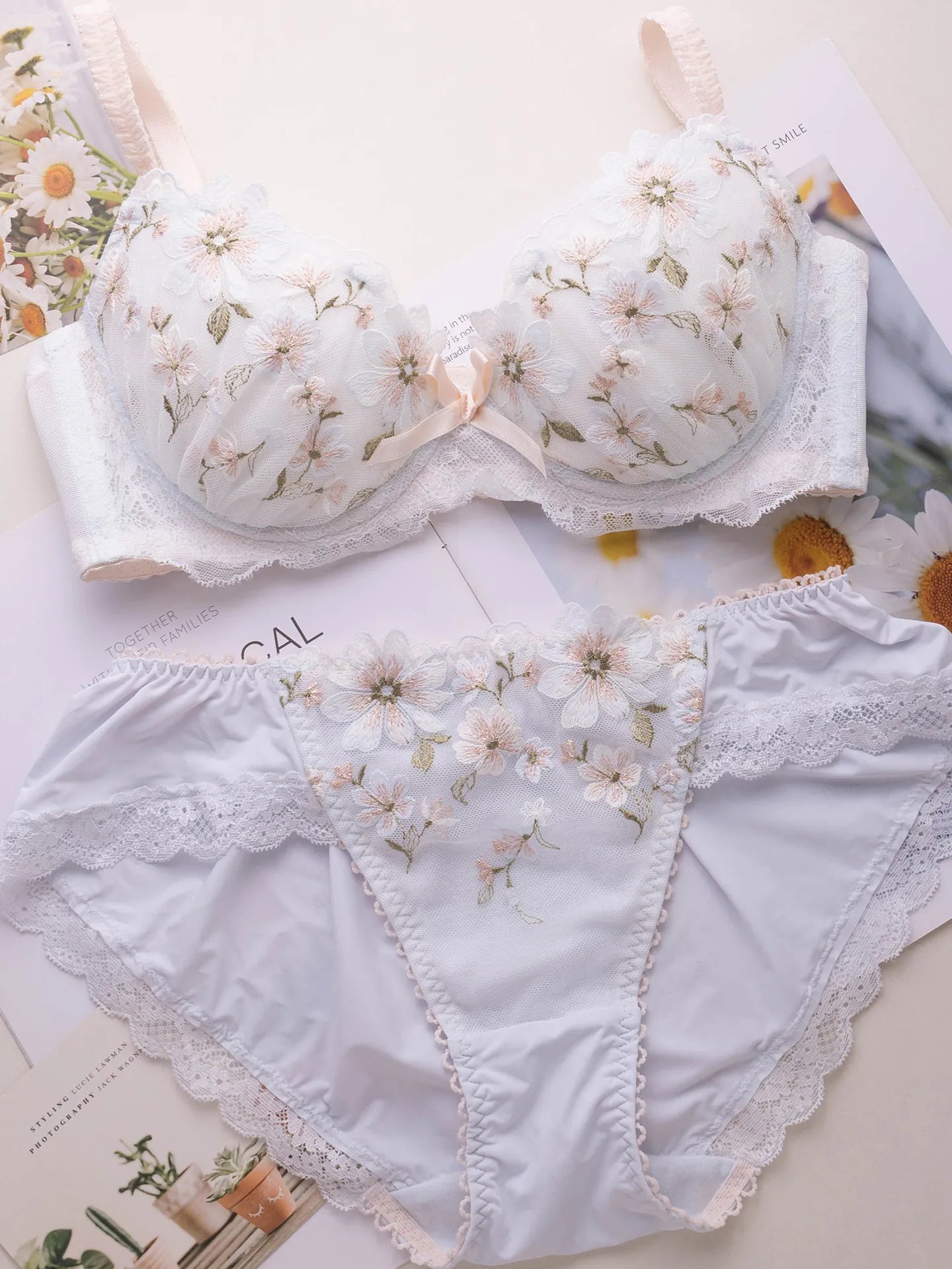 Japanese sweet floral embroidery lingerie set