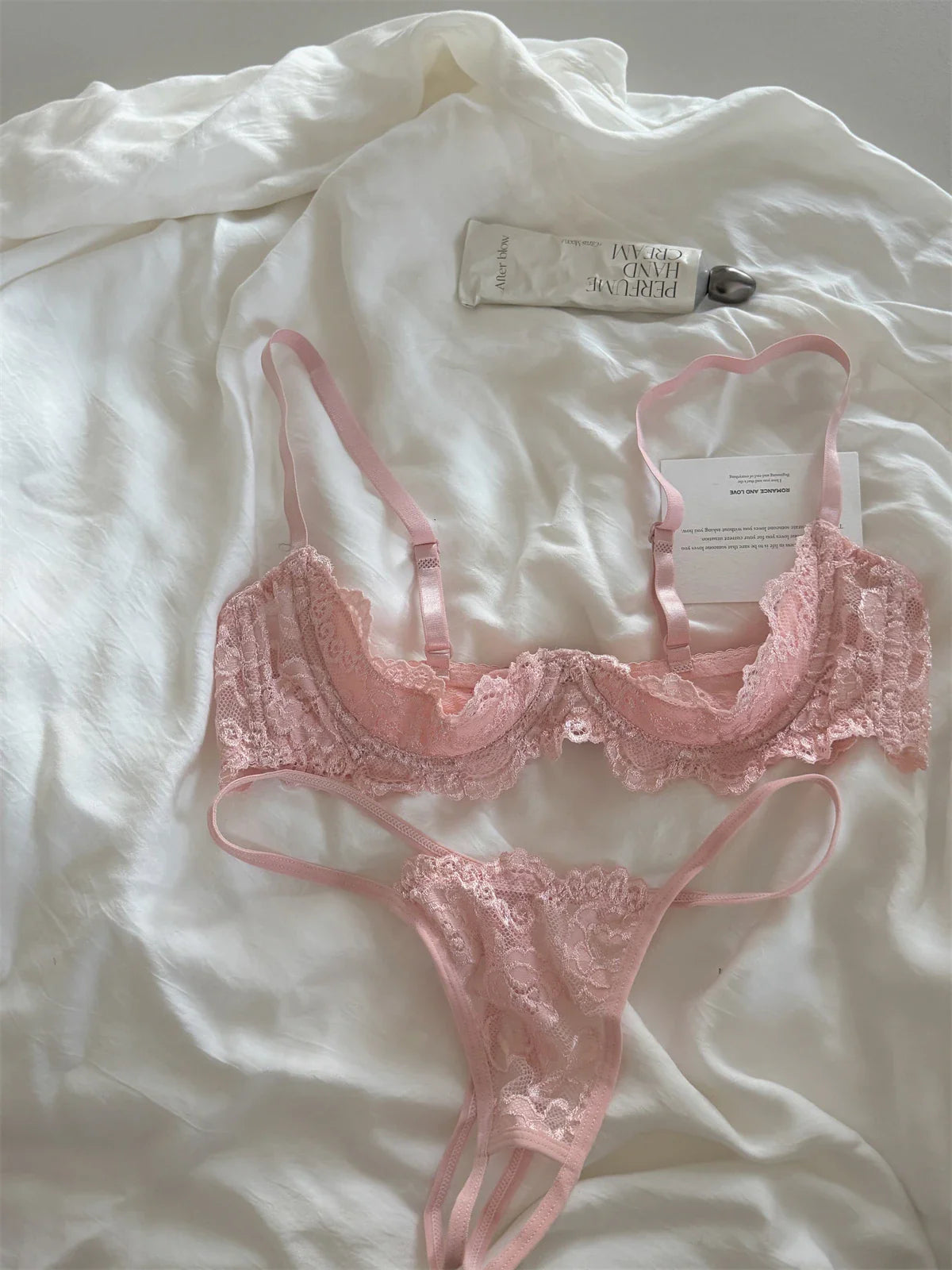 Lace Women's Bra - Sexy Hollow out Style Push-Up & Gathering Bra Set