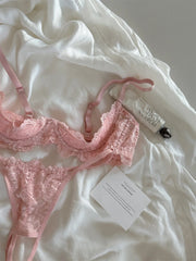 Lace Women's Bra - Sexy Hollow out Style Push-Up & Gathering Bra Set