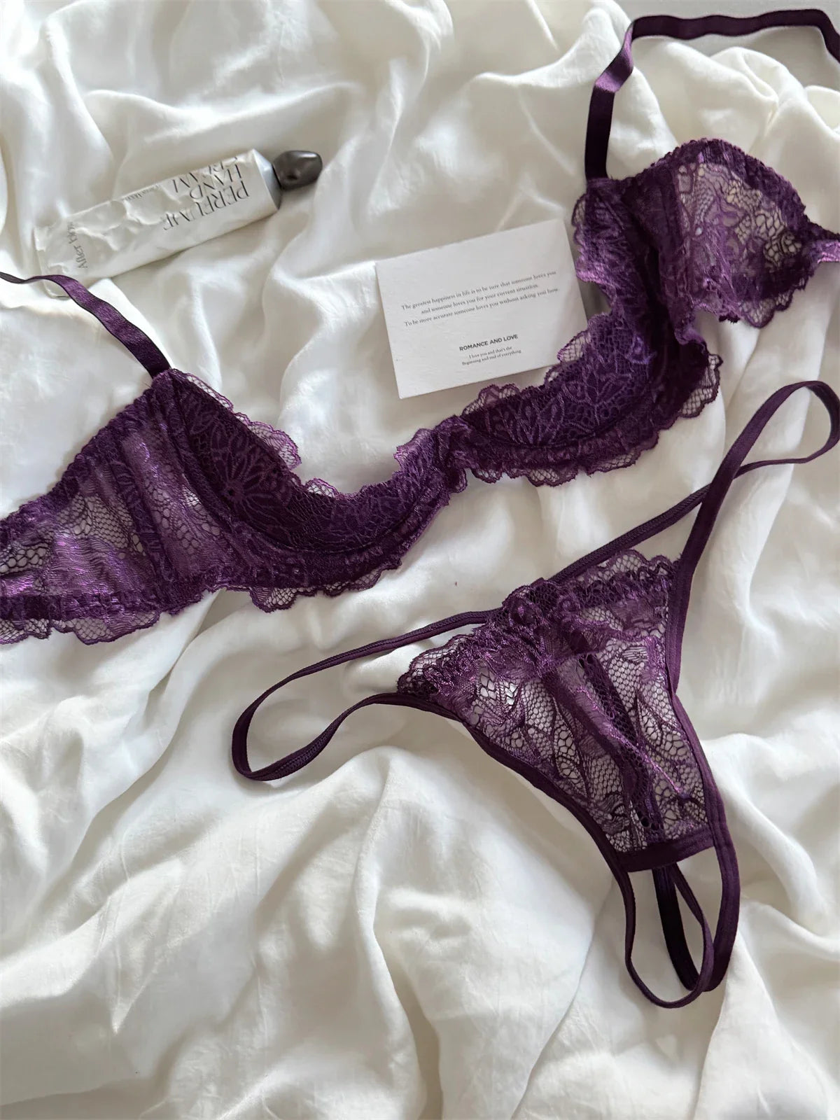 Lace Women's Bra - Sexy Hollow out Style Push-Up & Gathering Bra Set