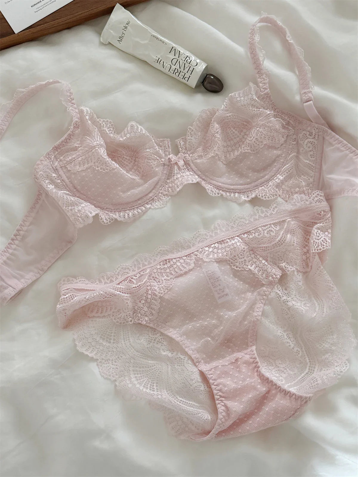 Lace Women's Thin Bra underwire Push Up Lingerie Lift & Gathering Bra Set