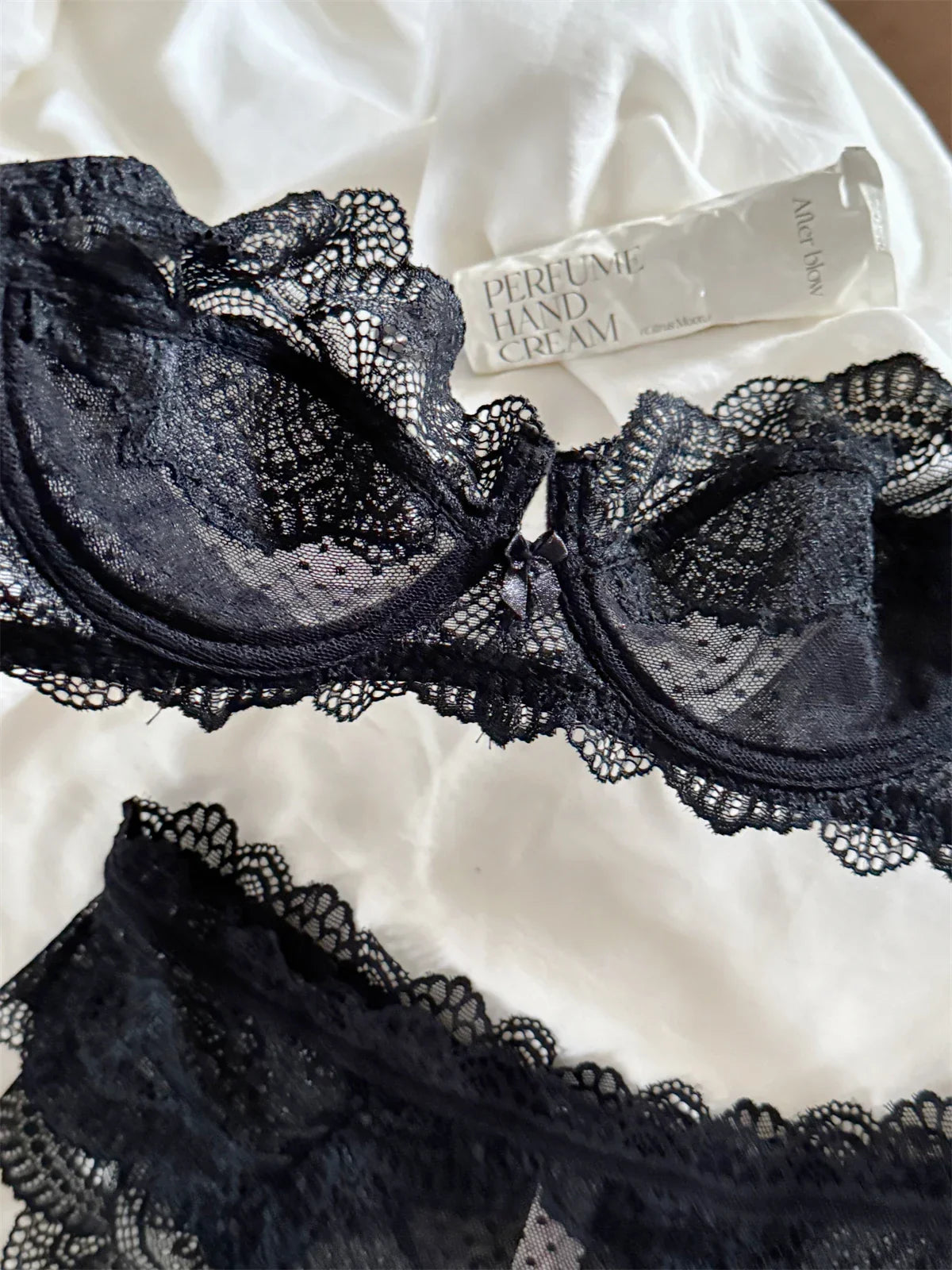 Lace Women's Thin Bra underwire Push Up Lingerie Lift & Gathering Bra Set