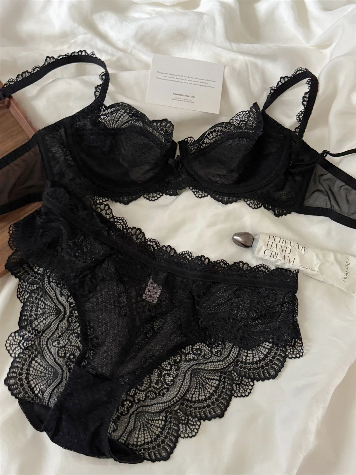 Lace Women's Thin Bra underwire Push Up Lingerie Lift & Gathering Bra Set