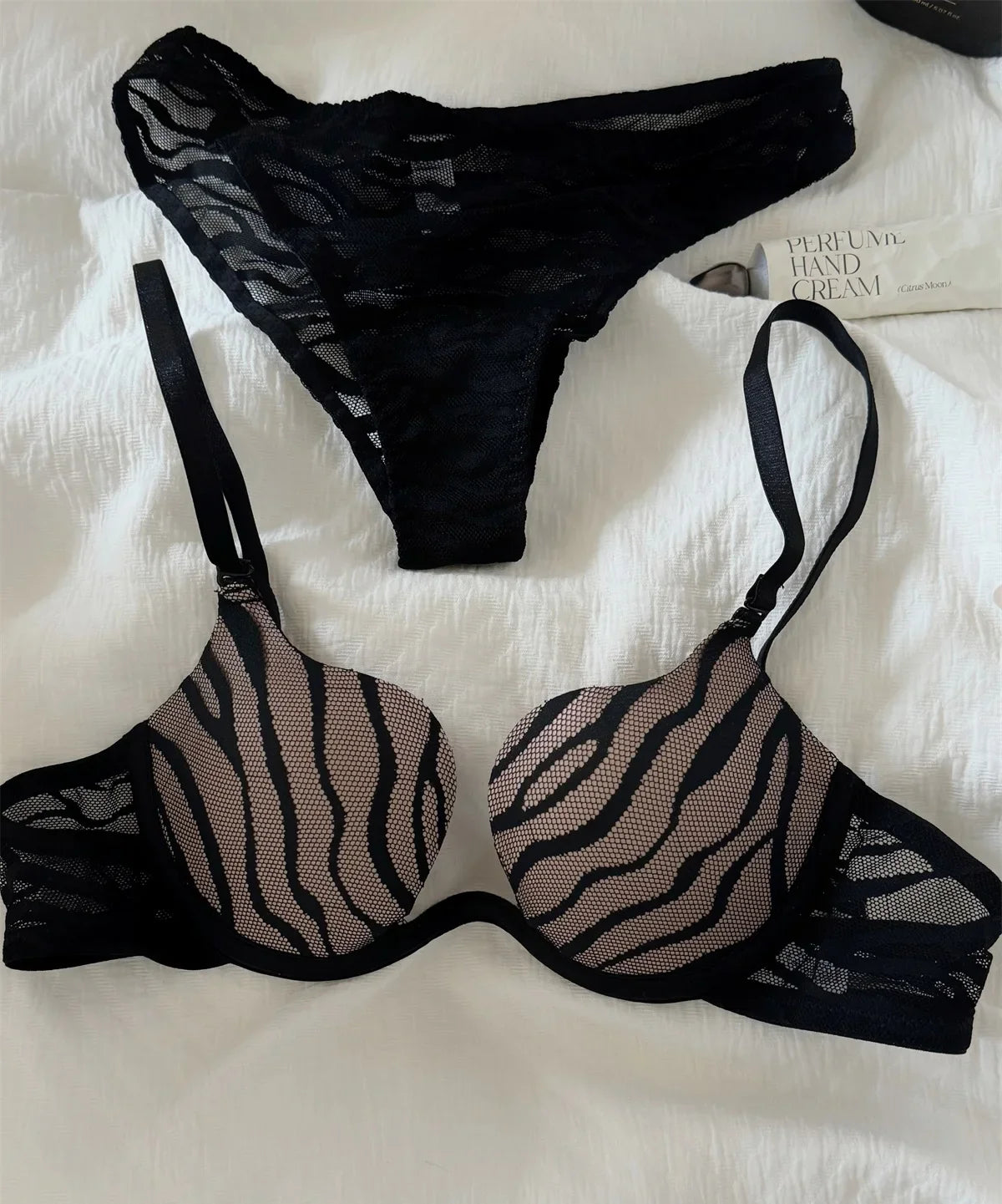 Leopard sexy thin upholstery gathered bra Set