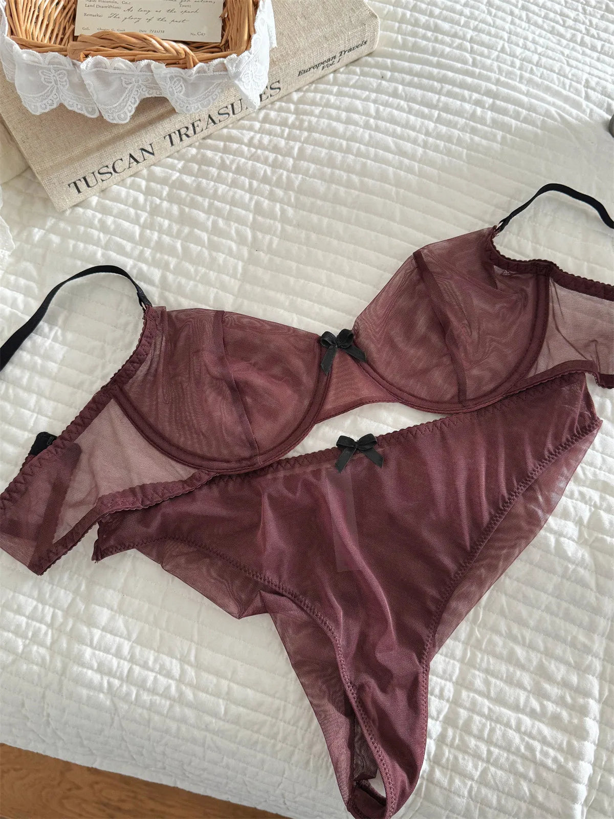 Lightweight breathable stretch tulle bra