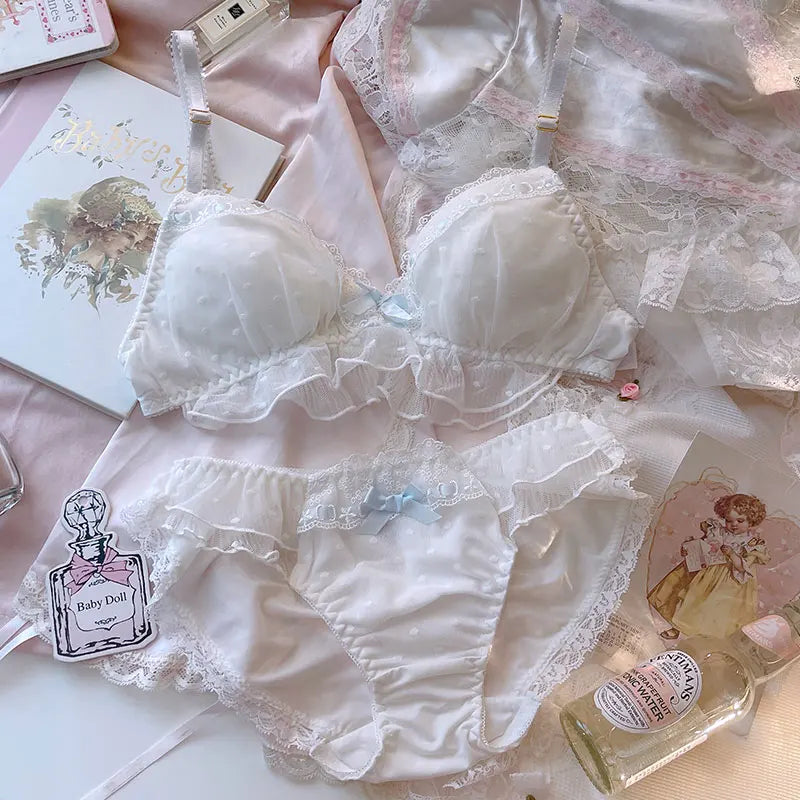 Lingerie fairy girl wearing ribbon ruffle thin bralette lace without steel ring white princess Underwear