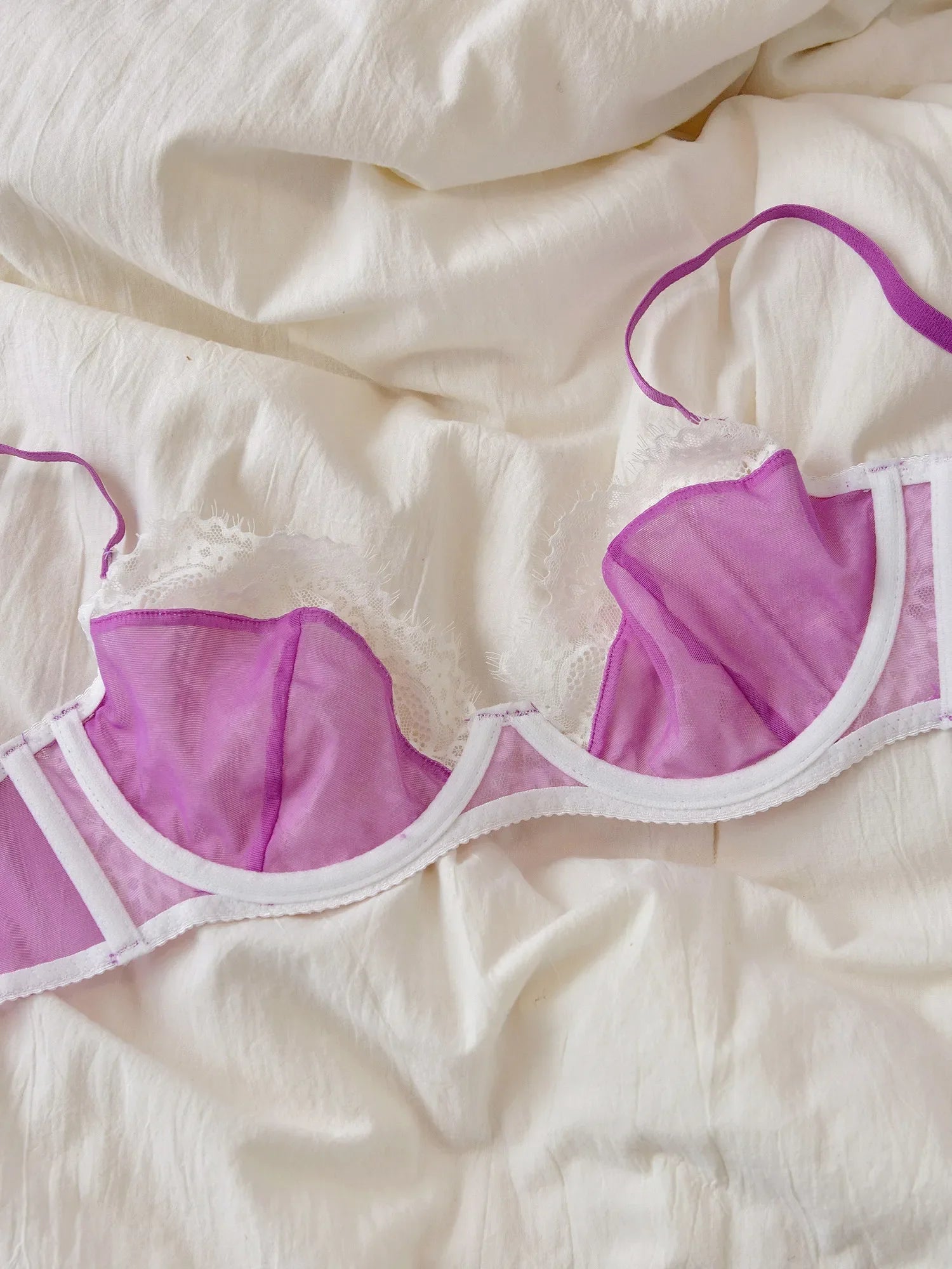 Magenta French Court Lace Elegant Push-Up & Minimizer Bra Set